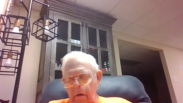 bootlegmanz online show from December 22, 9:23 pm