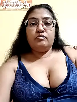 LAVERNIYA  online show from December 1, 7:14 pm