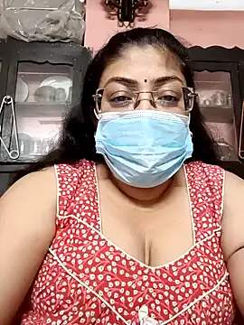 LAVERNIYA  online show from December 24, 7:11 pm