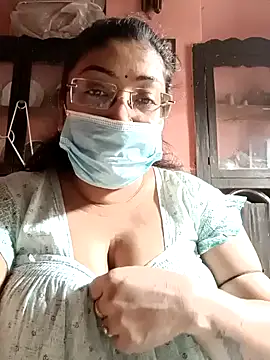 LAVERNIYA  online show from December 26, 7:13 am