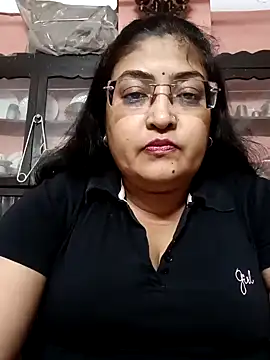 LAVERNIYA  online show from December 31, 1:41 pm
