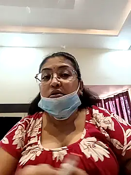 LAVERNIYA  online show from January 3, 6:22 am