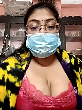 LAVERNIYA  online show from January 10, 7:00 pm