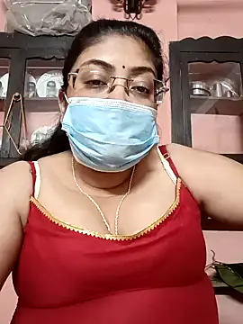 LAVERNIYA  online show from February 13, 3:14 pm