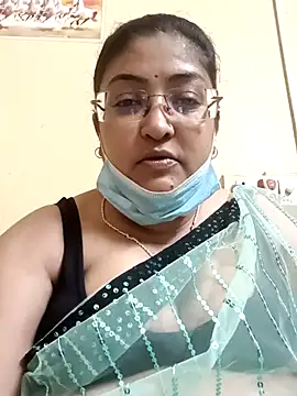 LAVERNIYA  online show from March 2, 11:18 am