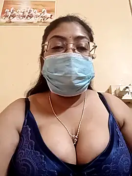 LAVERNIYA  online show from March 7, 5:08 am