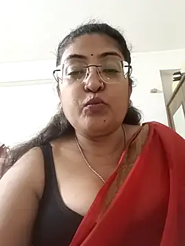LAVERNIYA  online show from September 11, 6:52 pm