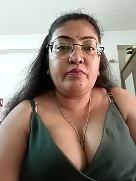 LAVERNIYA  online show from September 13, 5:07 am