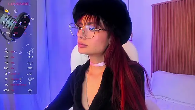 sophiecherry  online show from September 24, 1:53 am