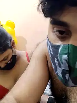 IND COUPLE1 online show from December 29, 7:32 pm