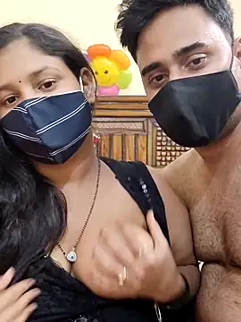 IND COUPLE1 online show from February 9, 6:47 pm