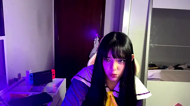 Snapshot of kitttyuwu chatting on March 19, 3:08 pm kitttyuwu online show from March 19, 3:08 pm