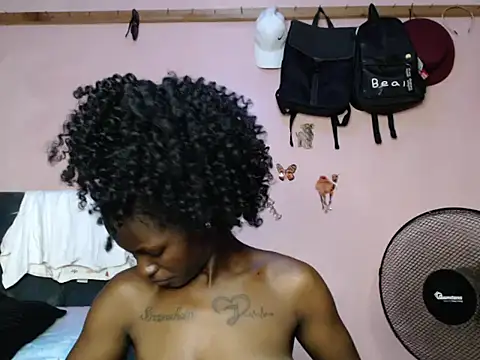 TrishaKalid online show from February 8, 8:42 pm