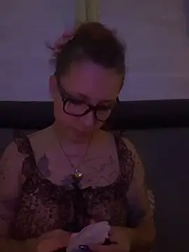 Snapshot of Hawitxui chatting on September 30, 6:46 pm Hawitxui online show from September 30, 6:46 pm