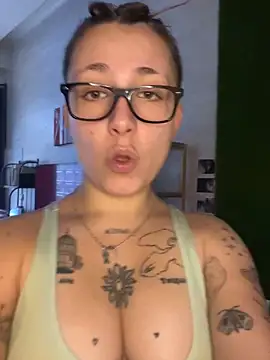 Snapshot of Hawitxui chatting on October 17, 8:50 am Hawitxui online show from October 17, 8:50 am