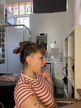 Snapshot of Hawitxui chatting on October 24, 12:12 pm Hawitxui online show from October 24, 12:12 pm