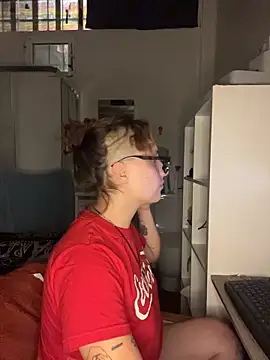 Snapshot of Hawitxui chatting on November 8, 6:51 pm Hawitxui online show from November 8, 6:51 pm