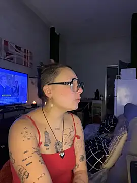 Snapshot of Hawitxui chatting on December 1, 7:35 am Hawitxui online show from December 1, 7:35 am