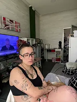 Snapshot of Hawitxui chatting on January 9, 11:57 am Hawitxui online show from January 9, 11:57 am