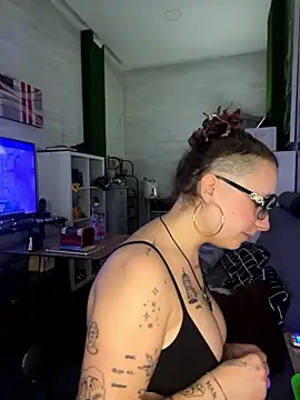 Snapshot of Hawitxui chatting on January 14, 8:31 am Hawitxui online show from January 14, 8:31 am