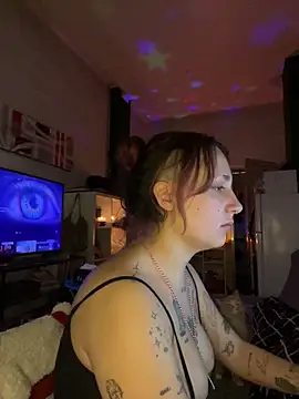 Snapshot of Hawitxui chatting on February 3, 8:03 pm Hawitxui online show from February 3, 8:03 pm