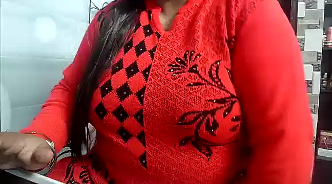 Snapshot of kiranpreet85 chatting on January 7, 4:59 pm kiranpreet85 online show from January 7, 4:59 pm