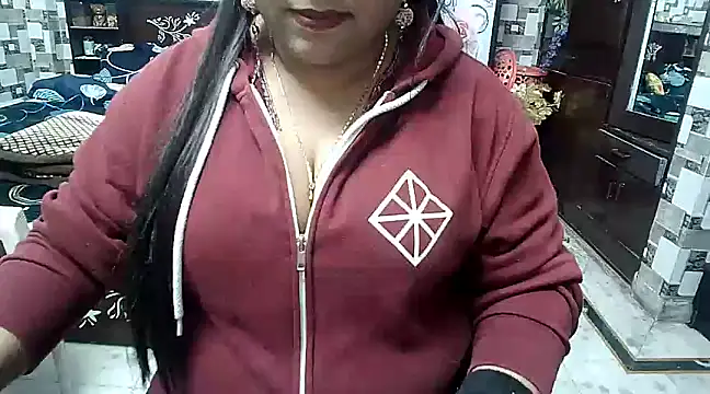 Snapshot of kiranpreet85 chatting on January 20, 5:06 pm kiranpreet85 online show from January 20, 5:06 pm