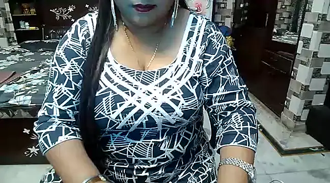 Snapshot of kiranpreet85 chatting on January 30, 2:25 pm kiranpreet85 online show from January 30, 2:25 pm