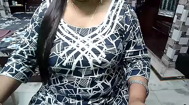 Snapshot of kiranpreet85 chatting on January 30, 5:28 pm kiranpreet85 online show from January 30, 5:28 pm