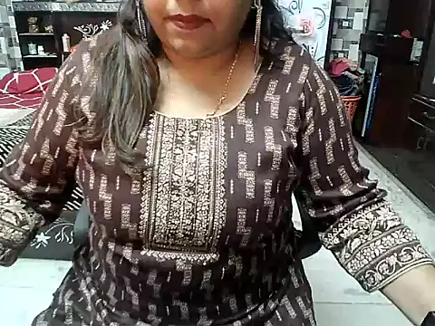 Snapshot of kiranpreet85 chatting on March 17, 2:01 pm kiranpreet85 online show from March 17, 2:01 pm