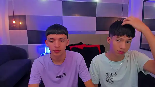 Snapshot of Juan_Nd_Steven chatting on December 5, 4:31 am Juan Nd Steven online show from December 5, 4:31 am