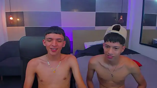 Snapshot of Juan_Nd_Steven chatting on January 8, 7:24 am Juan Nd Steven online show from January 8, 7:24 am