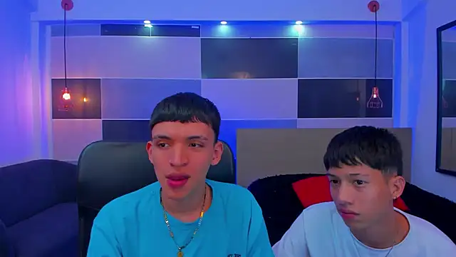 Snapshot of Juan_Nd_Steven chatting on January 18, 4:15 am Juan Nd Steven online show from January 18, 4:15 am
