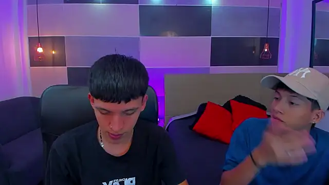 Snapshot of Juan_Nd_Steven chatting on January 30, 4:27 am Juan Nd Steven online show from January 30, 4:27 am