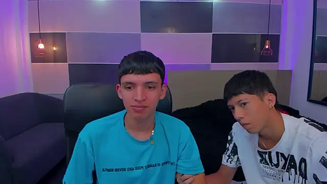Snapshot of Juan_Nd_Steven chatting on February 2, 12:46 pm Juan Nd Steven online show from February 2, 12:46 pm