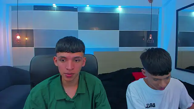 Snapshot of Juan_Nd_Steven chatting on February 5, 4:16 am Juan Nd Steven online show from February 5, 4:16 am