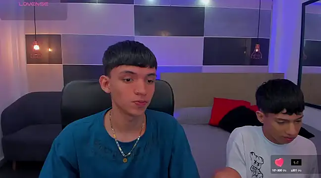 Snapshot of Juan_Nd_Steven chatting on February 23, 12:27 pm Juan Nd Steven online show from February 23, 12:27 pm