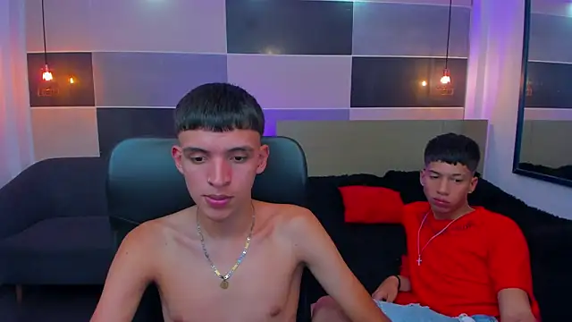 Snapshot of Juan_Nd_Steven chatting on March 22, 7:25 am Juan Nd Steven online show from March 22, 7:25 am