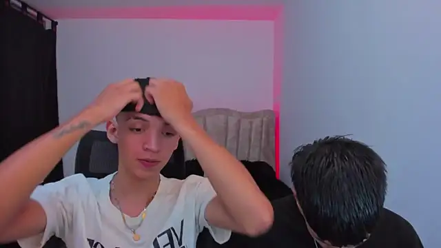 Snapshot of Juan_Nd_Steven chatting on September 19, 1:51 am Juan Nd Steven online show from September 19, 1:51 am