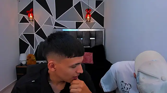 Juan Nd Steven online show from May 8, 11:21 pm