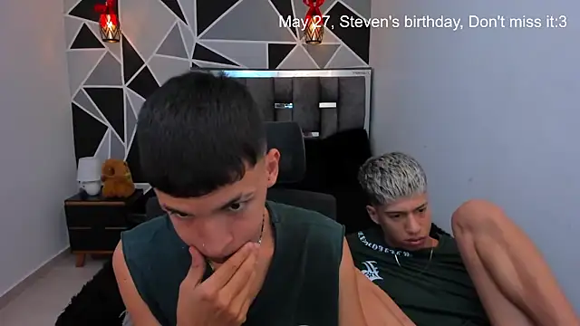 Juan Nd Steven online show from May 9, 10:48 pm