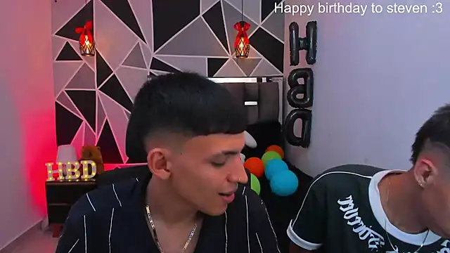 Juan Nd Steven online show from May 27, 9:01 pm
