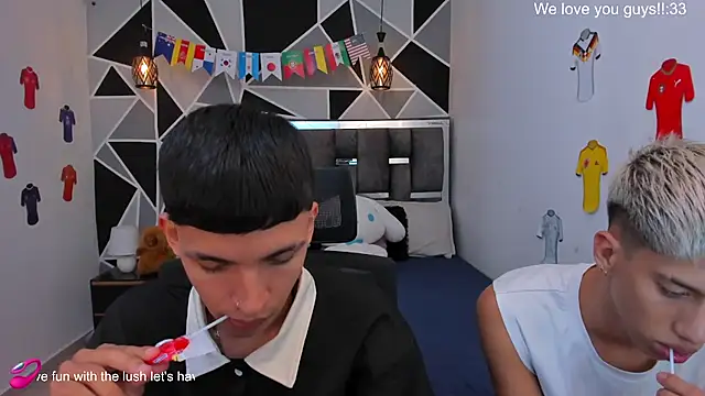 Juan Nd Steven online show from July 9, 9:52 pm
