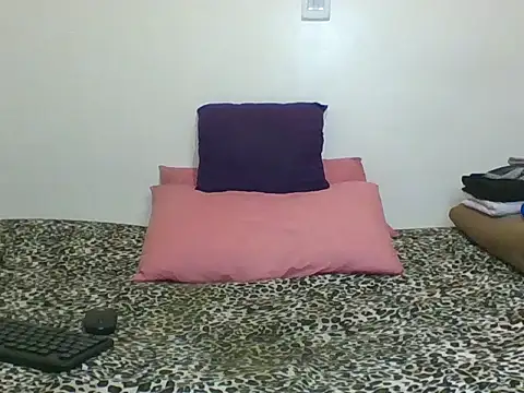 Cessylolla online show from January 15, 8:08 am