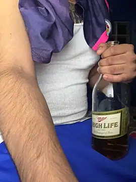 Snapshot of xxkingxx420 chatting on February 17, 1:47 am xxkingxx420 online show from February 17, 1:47 am