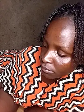 pretty prickle online show from November 1, 9:22 am