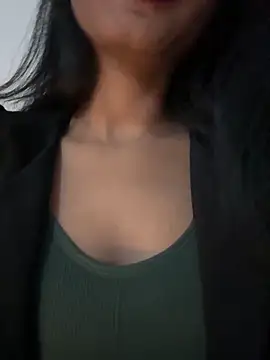 Hot Goldengirl online show from January 6, 7:28 pm