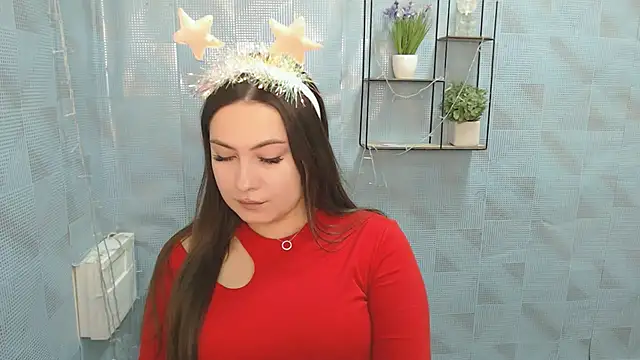 EmiliaTemi  online show from December 6, 12:16 pm