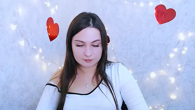 EmiliaTemi  online show from February 18, 4:37 pm