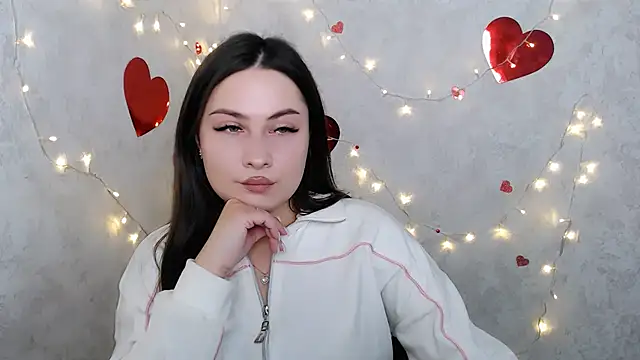 EmiliaTemi  online show from February 27, 12:02 pm